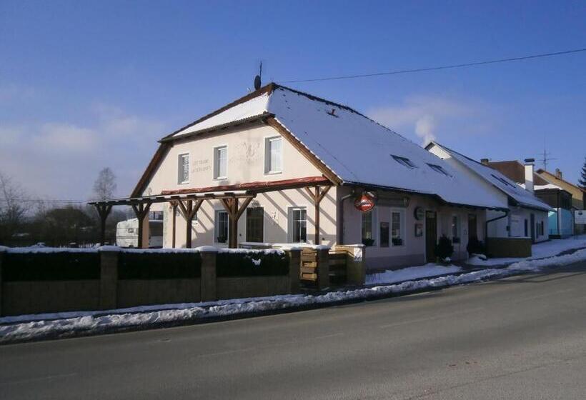 ペンション Penzion Oliver