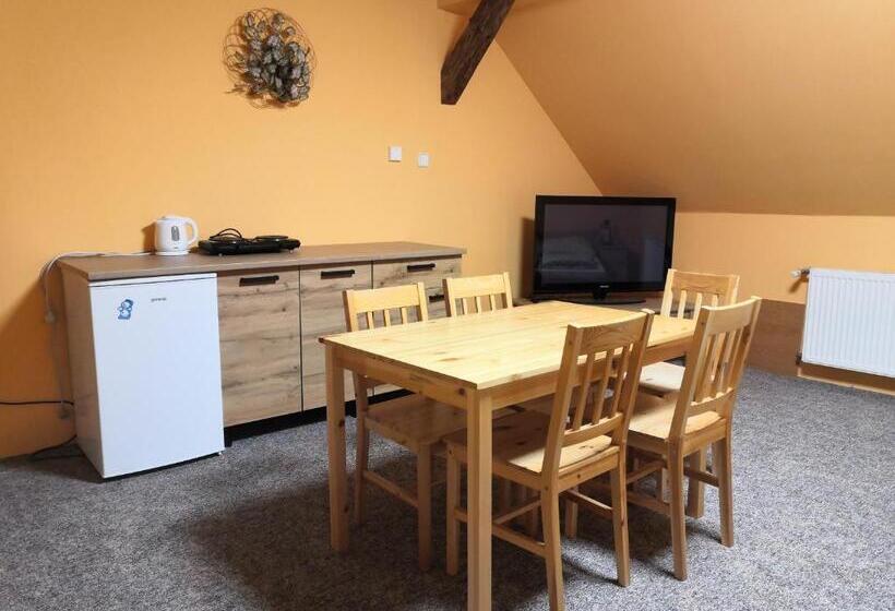 膳宿费 Penzion U Horejšů, Zadov Churáňov