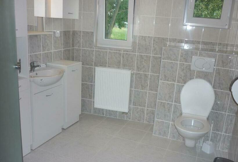 ペンション Penzion V Maštali