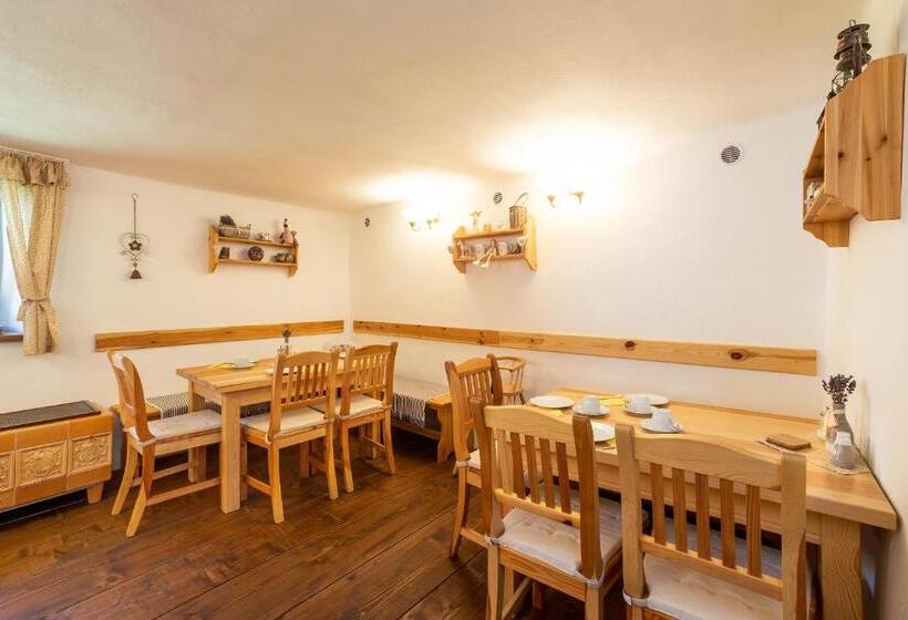 膳宿费 Penzion V Suchu