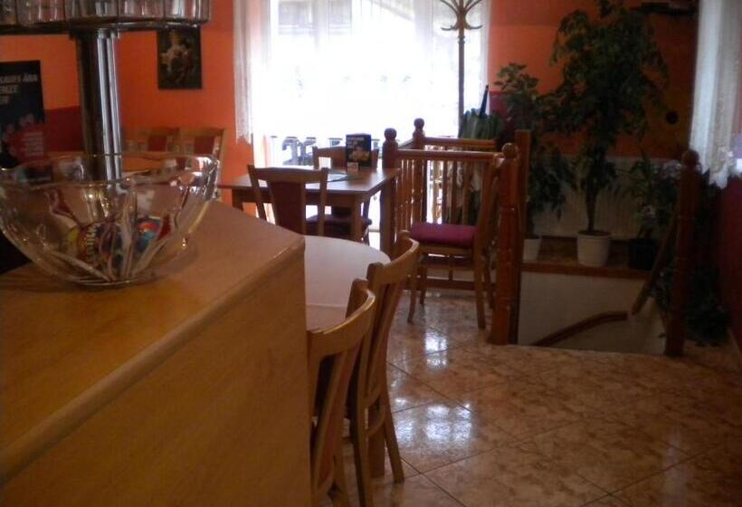 بنسيون Penzion Oáza Hřensko