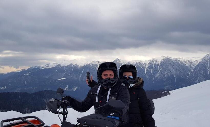 פנסיון Vila Alunis