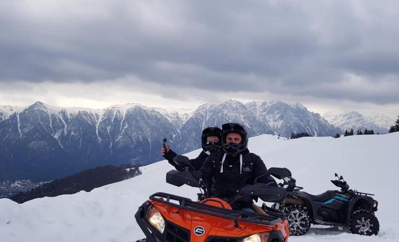 פנסיון Vila Alunis