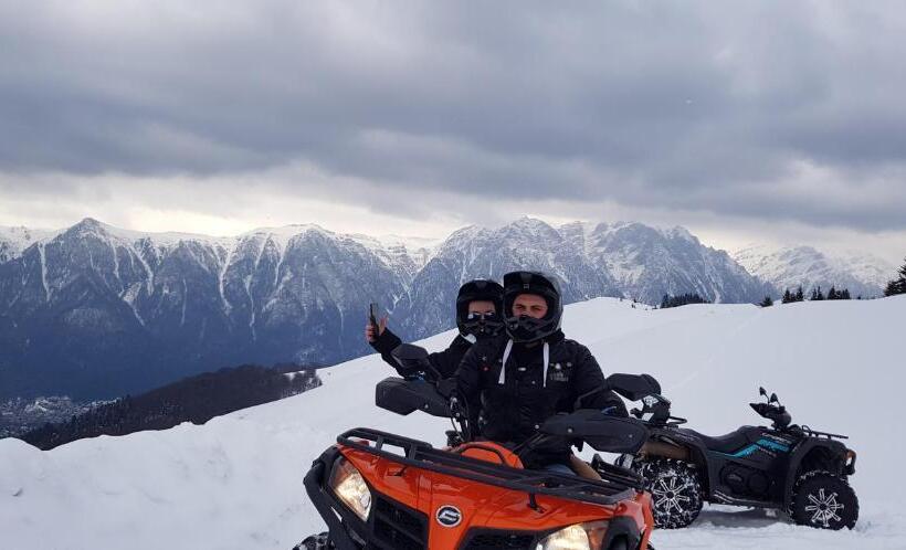 פנסיון Vila Alunis