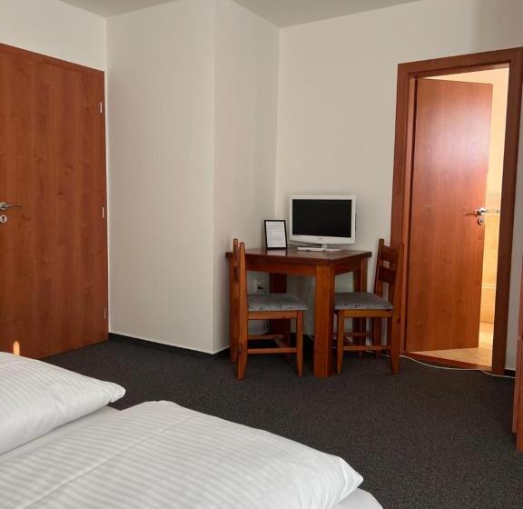 بنسيون Vila Tatra