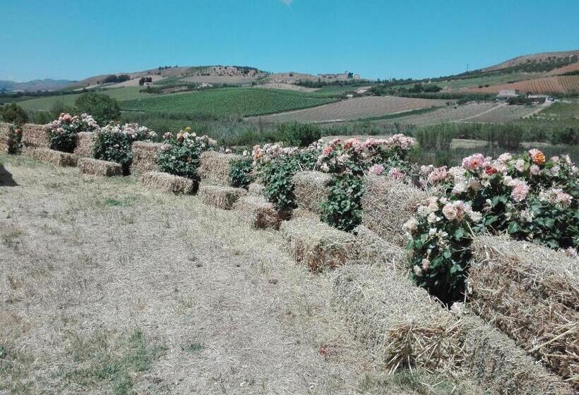 펜션 Villa Manzella Piscina Privata