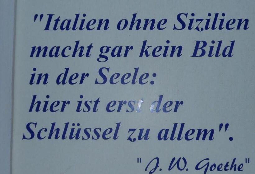 펜션 Villa Manzella Piscina Privata