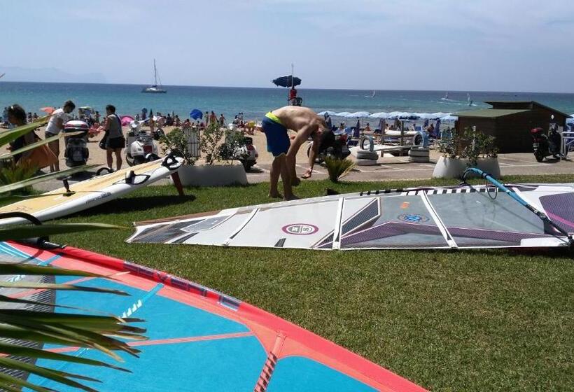 펜션 Villa Manzella Piscina Privata