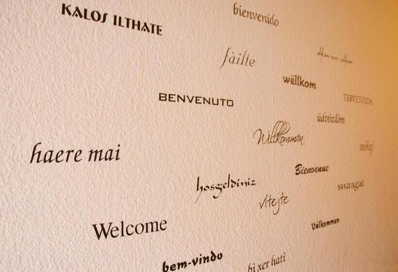 Pension Chapeau Claque