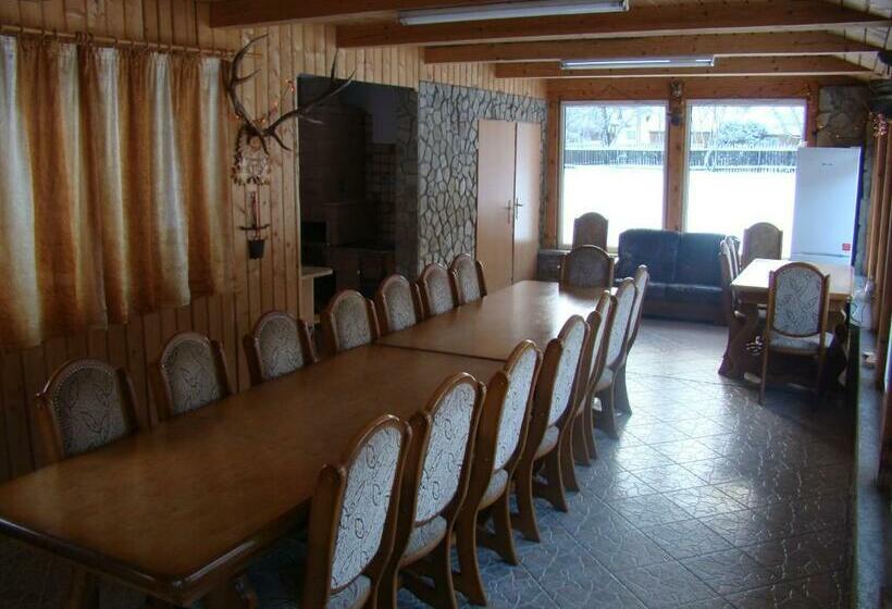 Pensiunea Agroturistica Cristal