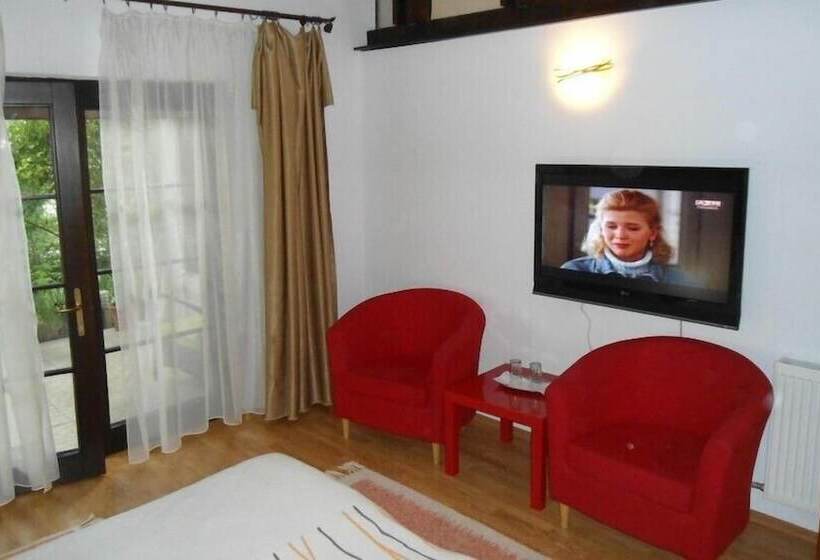 بنسيون Villa La Dolce Vita