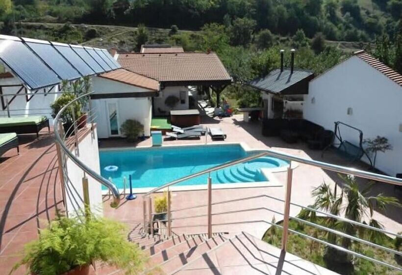 بنسيون Villa La Dolce Vita