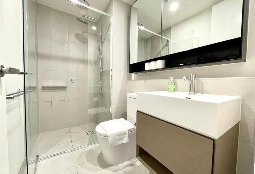 Readyset Apartments At Marque