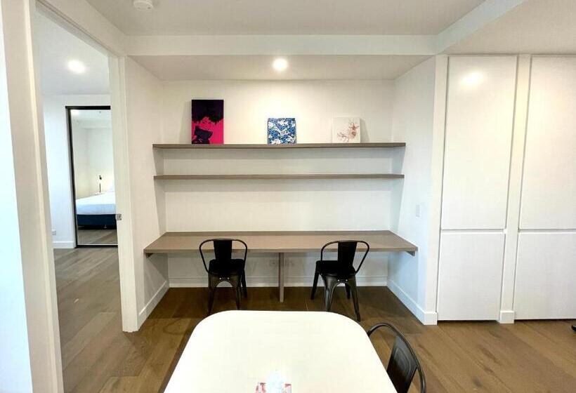 Readyset Apartments At Marque