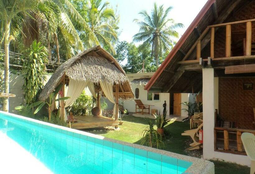 استراحتگاه Alumbung Cottages