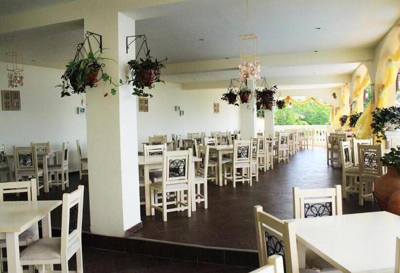 Курорт Atrium Beach Hotel All Inclusive