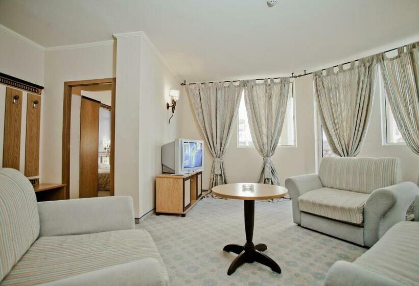 استراحتگاه Atrium Beach Hotel   All Inclusive