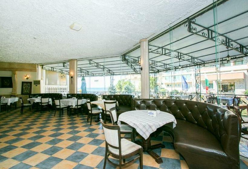 Курорт Atrium Beach Hotel All Inclusive