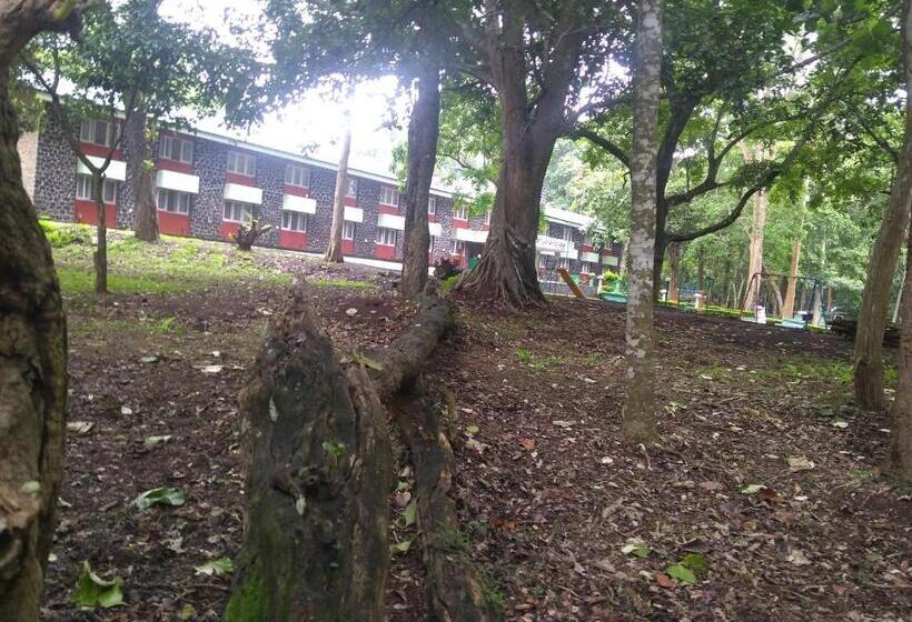 استراحتگاه Periyar House