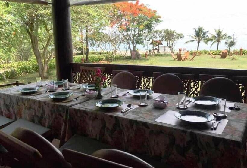 리조트 Ruen Thai Rim Haad