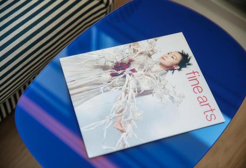 The Art House   By Myhomeincomo