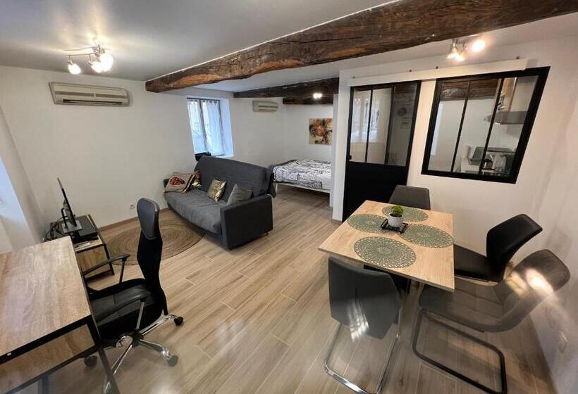 Très Joli Loft De 40 M2 Idéalement Situé