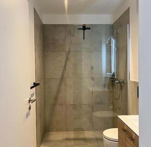 Auslese 54 Direkt Am Moselufer Gästezimmer & Ferienwohnung