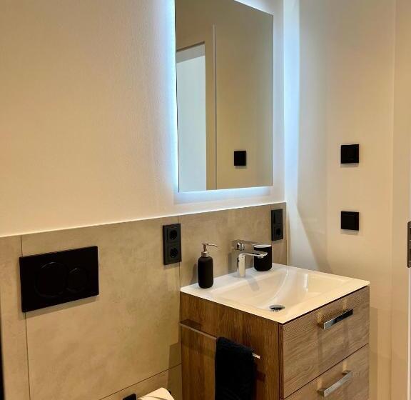 Auslese 54 Direkt Am Moselufer Gästezimmer & Ferienwohnung