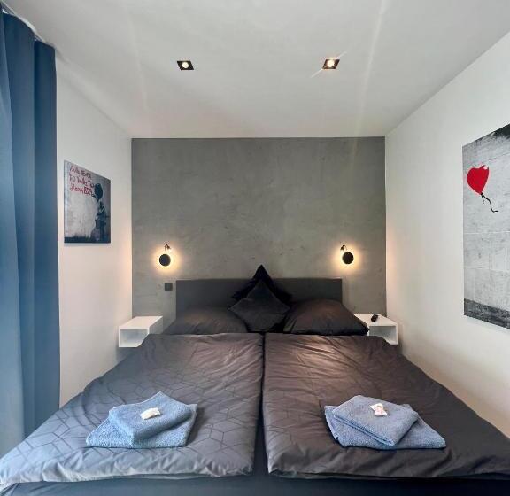 Auslese 54 Direkt Am Moselufer Gästezimmer & Ferienwohnung