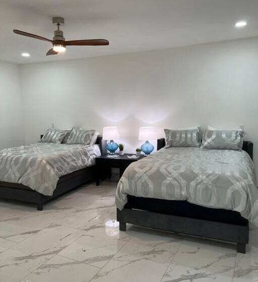 Beachfront 4 Br Penthouse Pool Steps To Beach & Mins To Downtown