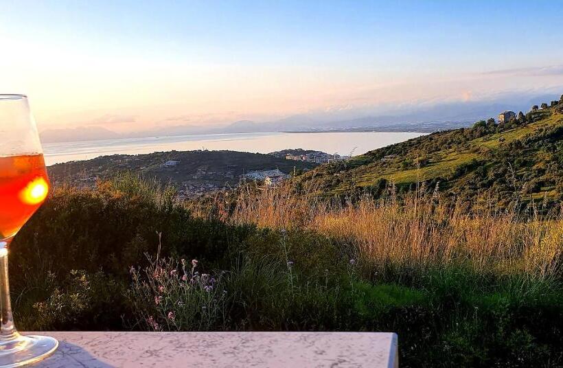 Bed and Breakfast Domus Mare Cilento