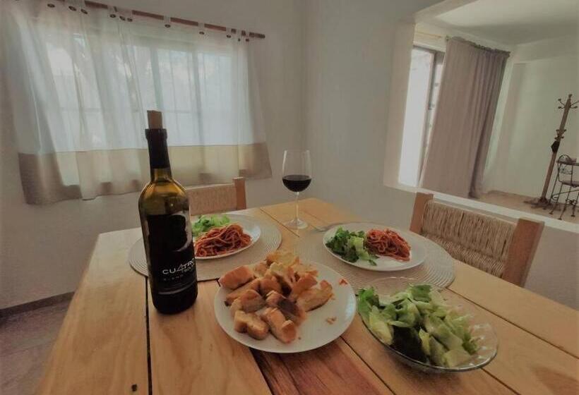 Casa Mango Amplia Con Alberca Y Cerca De La Media Luna !!!