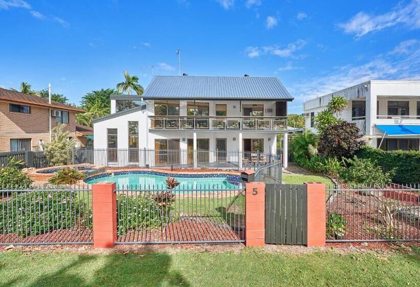 Casuarina Beach Front Escape