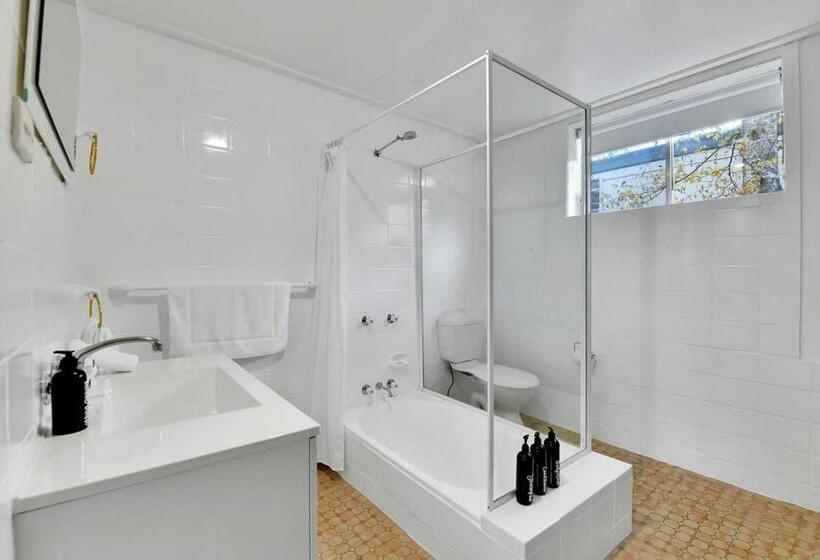 Clinton Cottage 1860s Heritage Home Walk To Cbd