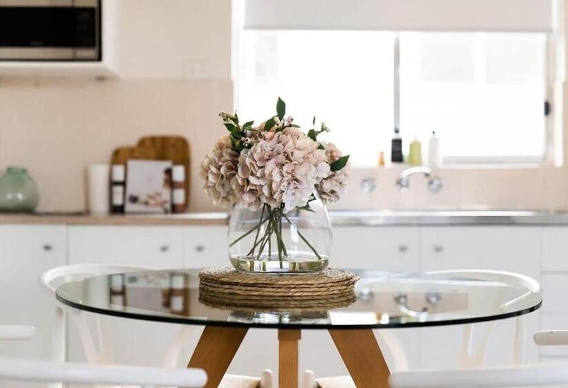 Clinton Cottage 1860s Heritage Home Walk To Cbd