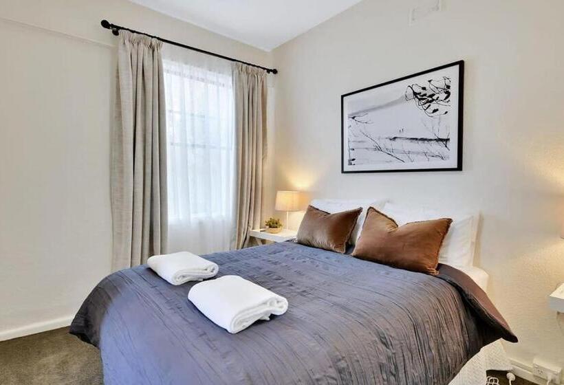 Clinton Cottage 1860s Heritage Home Walk To Cbd