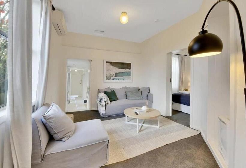 Clinton Cottage 1860s Heritage Home Walk To Cbd