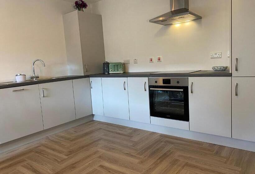 Copperview Apartment