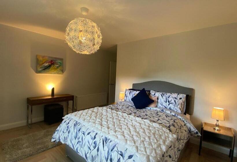 Copperview Apartment