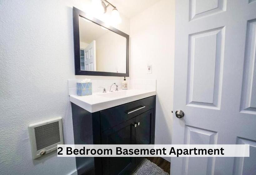 Downtown Vintage Modern Home Pnw Wineries