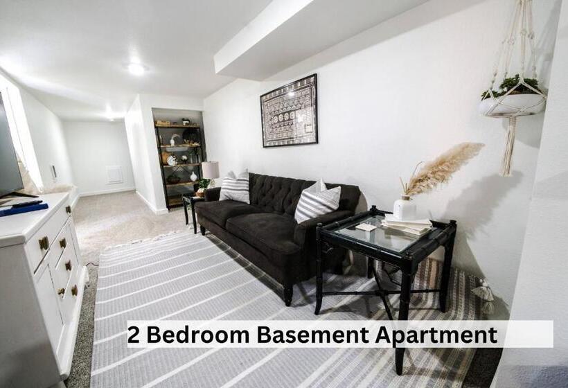 Downtown Vintage Modern Home Pnw Wineries