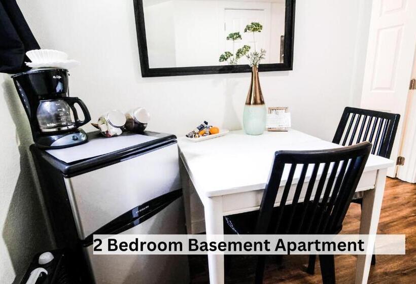 Downtown Vintage Modern Home Pnw Wineries