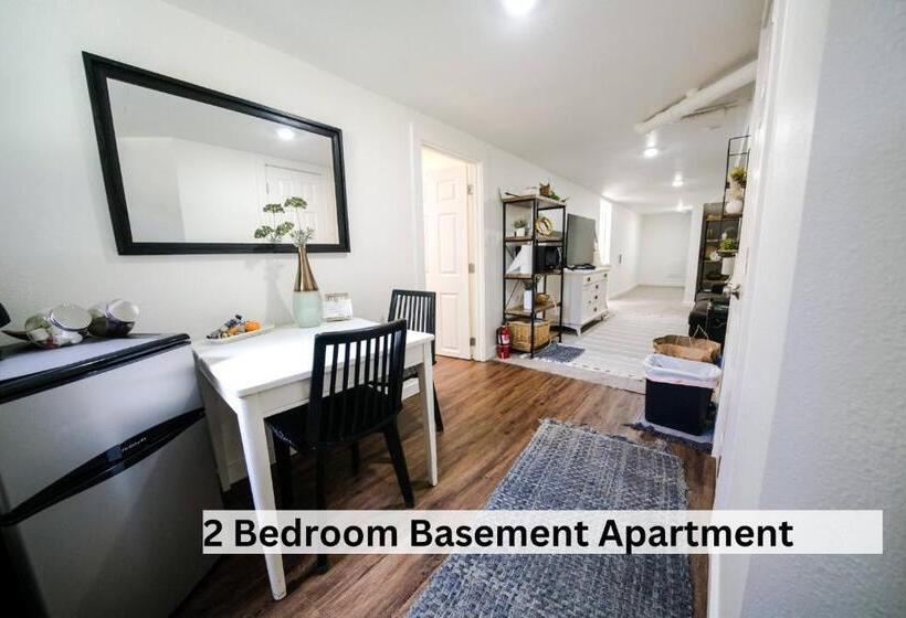 Downtown Vintage Modern Home Pnw Wineries