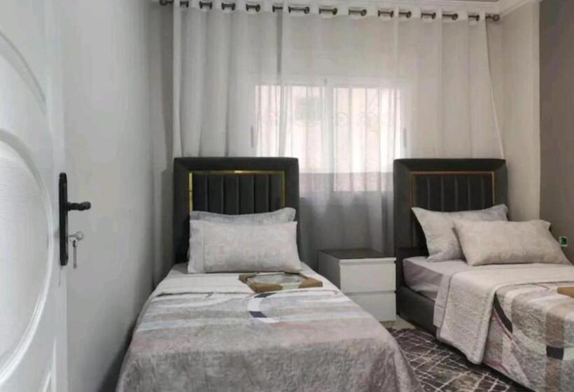 Elegant Apartment With Air Conditioner For A Great Stay