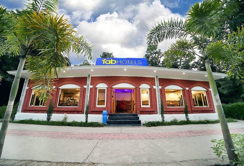 Fabhotel Corbett Green View Garden And Stay