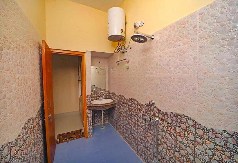 Fabhotel Corbett Green View Garden And Stay