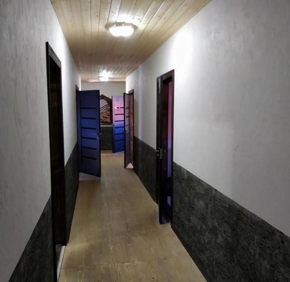 هتل сімейний еко готель вежа бойка