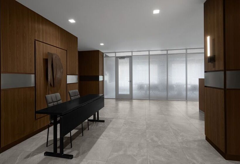 Ac Hotel By Marriott Bozeman Downtown