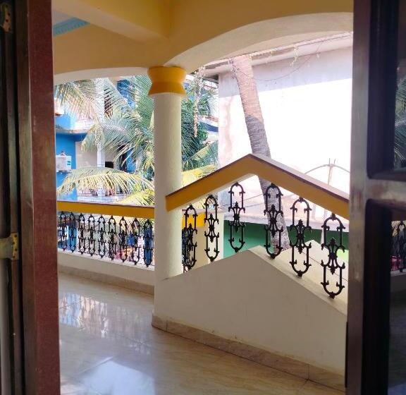 호텔 Calangute Suites