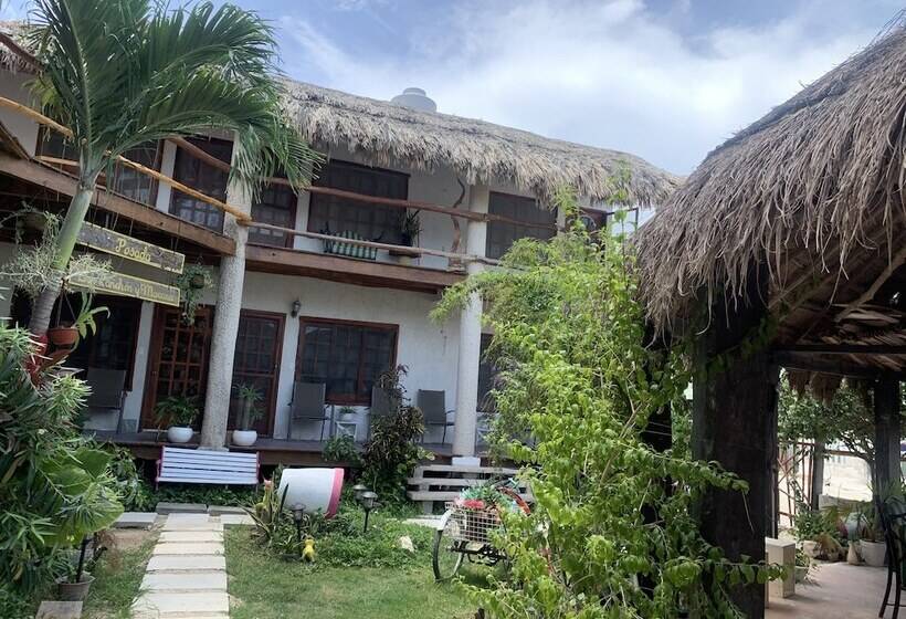 Отель Don Panchon Y Maruxa